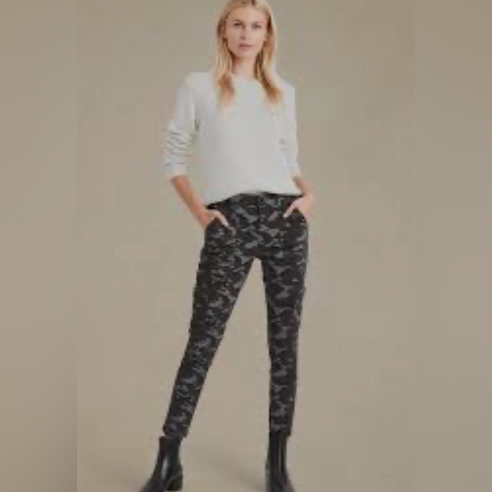 Skinny Cargo Chino by Banana Republic XS